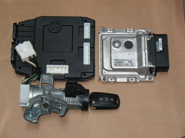 391182B070 KIT ECU KIA VENGA ME17.9.11 39118-2B070 391182B070 95400-1P202