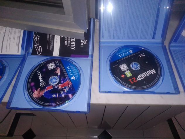 Vendo play station 4 usata funzionante - Foto 5
