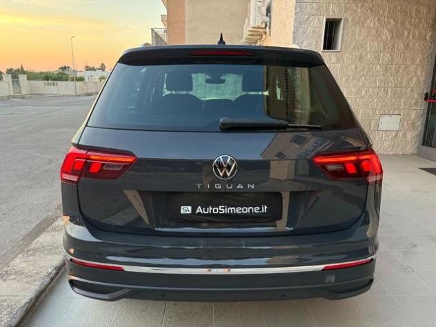 VOLKSWAGEN Tiguan 2.0 TDI 150 CV SCR DSG Life rif. 23947227 - Foto 6