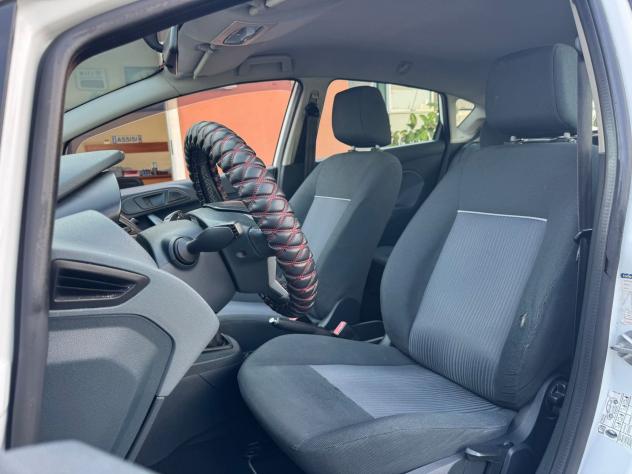 Ford Fiesta Fiesta 5p 1.6 tdci + 95cv E5 - Foto 6