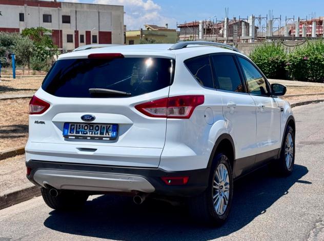 Ford Kuga 2.0 TDCI 140 CV 4WD Powershift Business - Foto 4