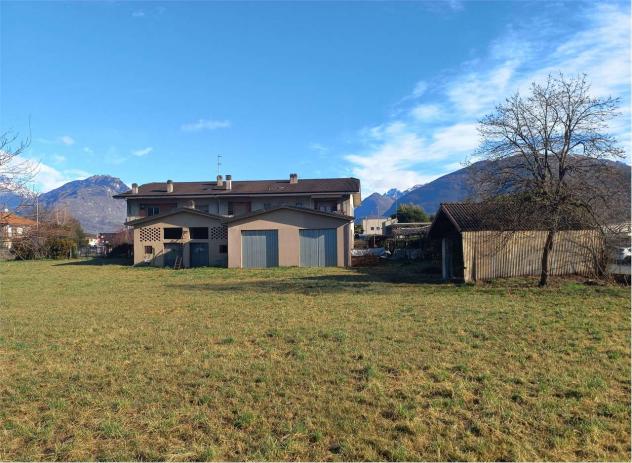V000534 - CASA INDIPENDENTE, CON GIARDINO, GARAGE E MAGAZZINI - Foto 6