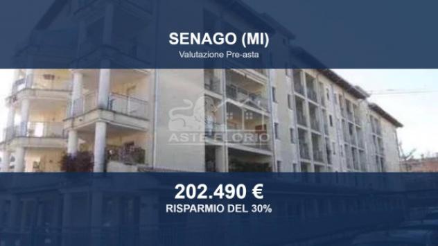 Immobile in asta di 121 m², box auto in vendita a Senago