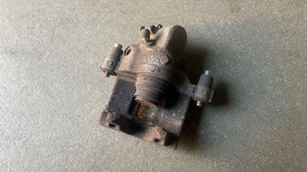 Pinza freno posteriore DX Renault Laguna 3 del 2012 - Foto 3