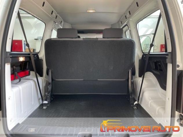 VOLKSWAGEN Caddy 1.0 TSI 102 CV Trendline Maxi rif. 19570406 - Foto 10