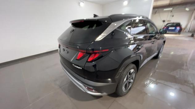 Hyundai Tucson 1.6 CRDI 48V DCT Business KM0 - Foto 7