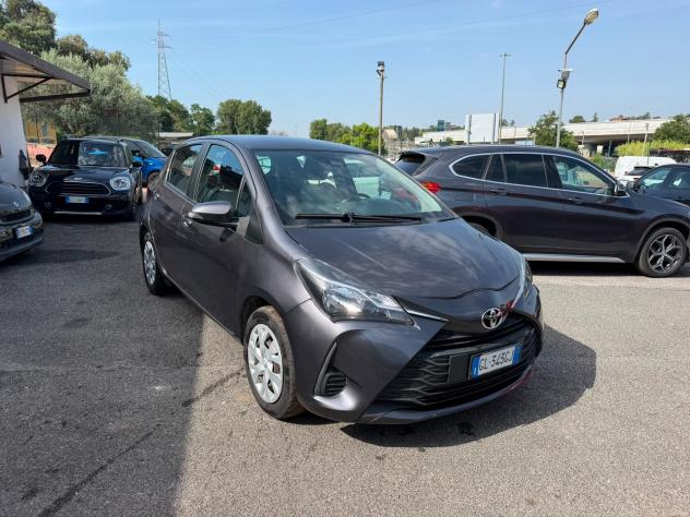 Toyota Yaris 1.0 5 porte Lounge - Foto 6