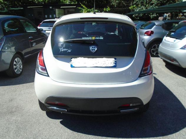 Ypsilon'15 1.2 8V S Momodes. 87000 km E6 OK NEOP - Foto 2