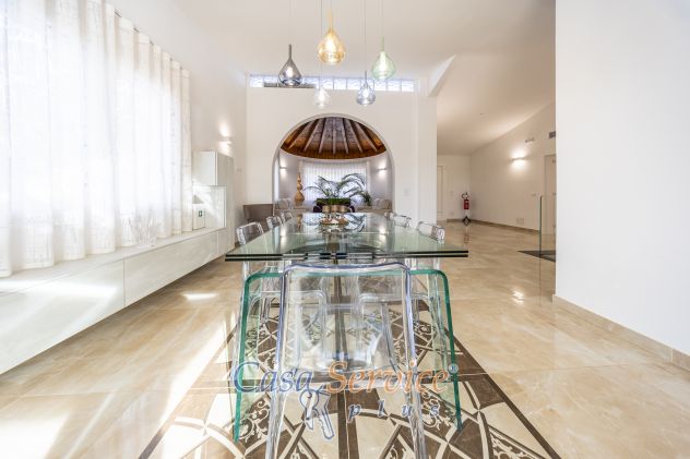 Prestigiosa Villa di Lusso con Parco Privato e Piscina - Foto 10