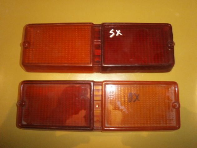 Gemme lenti fanali posteriori Fiat 128 berlina prima serie Rear lights Fiat 128