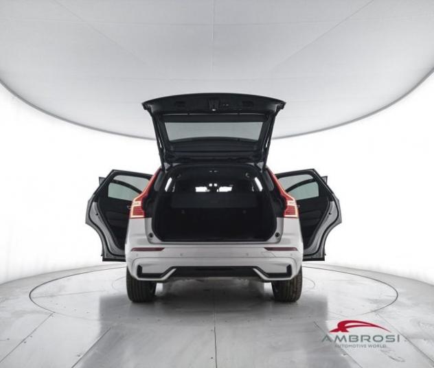 VOLVO XC60 B4 (d) AWD Geartronic R-design rif. 23424589 - Foto 7
