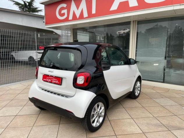 SMART ForTwo 1.0 71CV TWINAMIC CERCHI IN LEGA 15" rif. 16166430 - Foto 4
