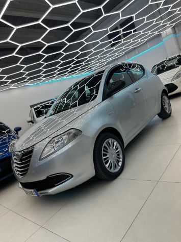lancia ypsilon - Foto 4