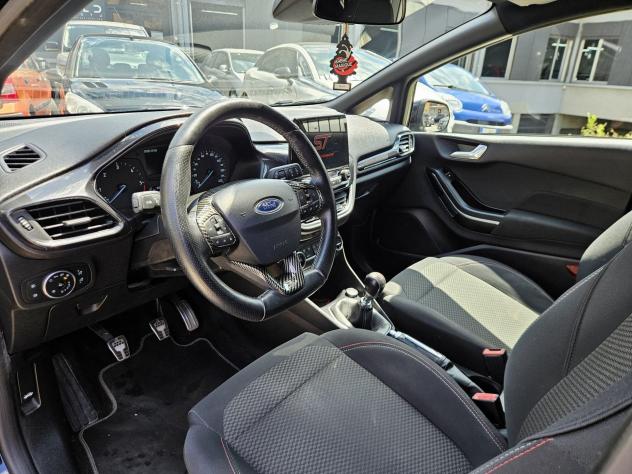 Ford Fiesta 1.5 TDCi 85CV ST-Line - Foto 7