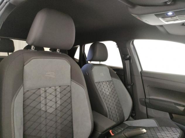 Volkswagen Polo 1.0 TSI DSG R-Line - Foto 8