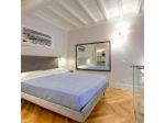 B&B Tailor House