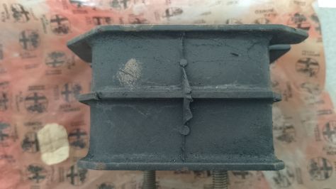 SUPPORTO MOTORE SILENT BLOCK ALFA ROMEO 75 - Foto 10