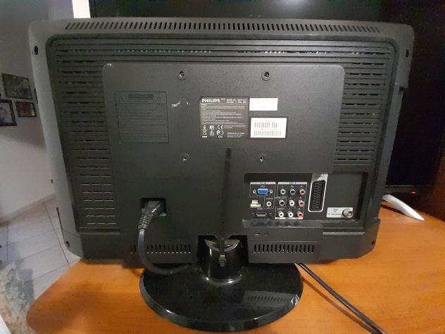 TV Philips 22 " modello MWT1221T e anche Monitor e funzionante no telecomando. - Foto 3