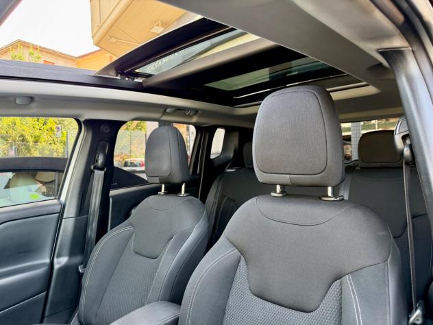 Jeep Renegade 2.0 Mjt 140CV 4WD Active Drive Limited - Foto 2