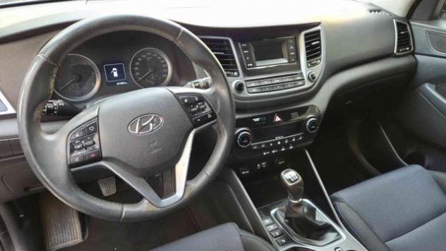 HYUNDAI Tucson 1.7 CRDi Comfort rif. 23902184 - Foto 7
