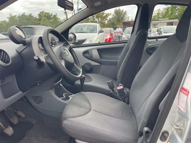 Toyota Aygo 1.0 12V VVT-i 5 porte - Foto 6