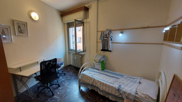 OFFRO DUE CAMERE SINGOLE PER STUDENTI IN VIA CANTARANE 38 - Foto 10