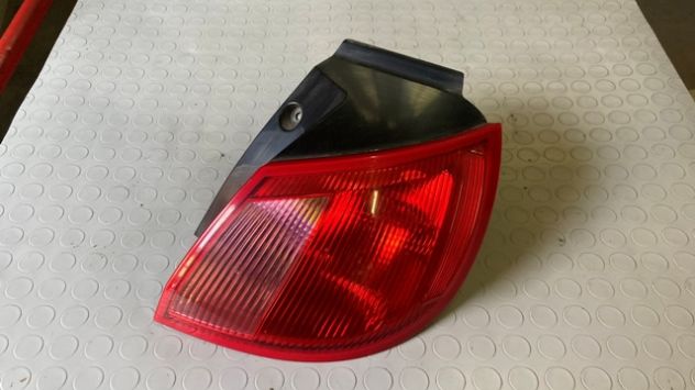 Fanali posteriori Mitsubishi Colt del 2007 3 porte - Foto 3