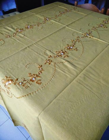 TOVAGLIA DA 12 CON TOVAGLIOLI - NUOVA, MADE IN ITALY, RICAMO A MANO ANNI '70 - Foto 2