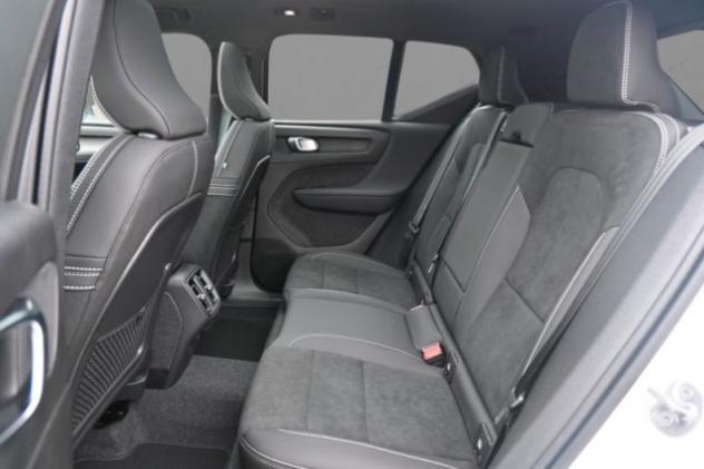 VOLVO XC40 B4 automatico Ultra Dark rif. 24049481 - Foto 8