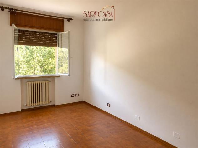 Villetta d'angolo con giardino esclusivo e tre camere da letto - Foto 8