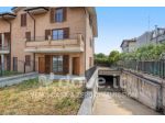 Villetta a schiera di 217 m² con più di 5 locali e box auto in vendita a Po &hellip;
