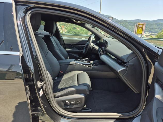 BMW Serie 5 G60 Berlina 520d 48V xdrive MSport auto - Foto 9