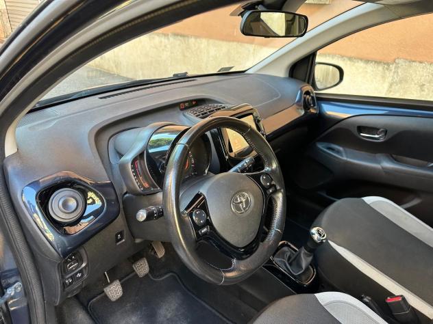Toyota Aygo 1.0 VVT-i 69 CV 5 porte x-wave - Foto 10