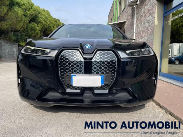 BMW iX XDRIVE 50 523CV UNIPROPRIETARIO TETTO PANORAMICO rif. 22261000 - Foto 2