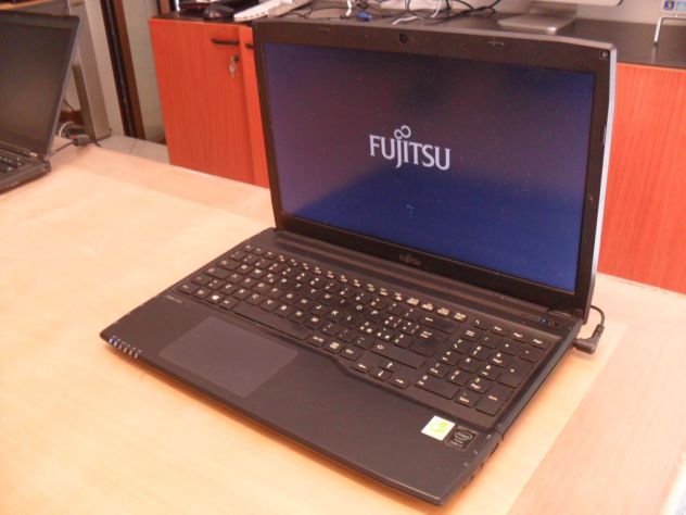 FUJITSU LIFEBOOK A544 CORE I7+8GB+250SSD+WINDOWS 11 - Foto 4