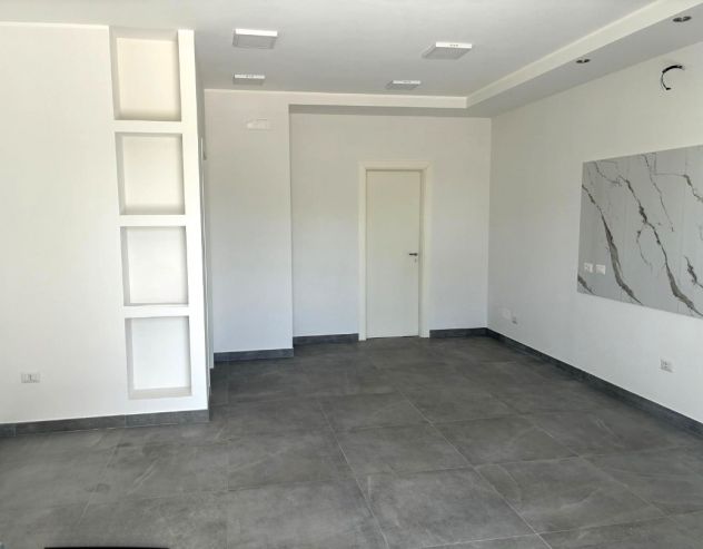 IN AFFITTO A STRIANO – NUOVO APPARTAMENTO IN VILLA - Foto 7