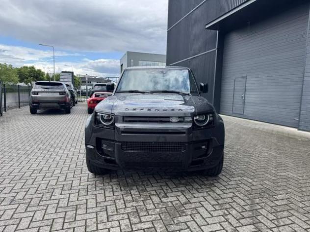 LAND ROVER Defender 110 3.0D I6 350 CV AWD Auto X-Dynamic HSE rif. 23927662 - Foto 3