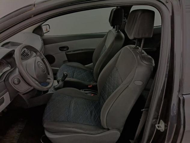 RENAULT Clio 3p 1.4 16v Confort 98cv rif. 23623836 - Foto 6