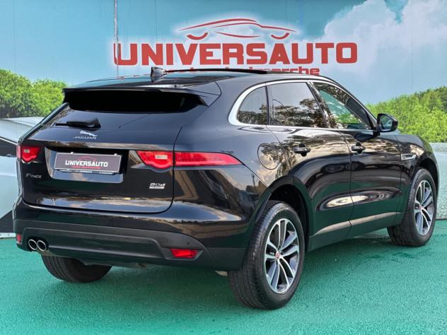 Jaguar F-Pace 2.0d 180cv awd Auto Prestige 2017 - Foto 3
