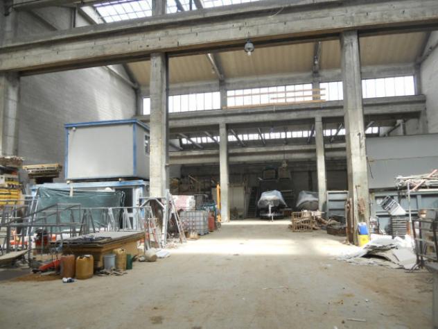 Immobile di 932 m² con 2 locali in vendita a Pogliano Milanese - Foto 8