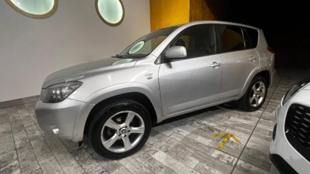 TOYOTA RAV 4 MY23 RAV4 Crossover 2.2 D-Cat 177 CV Luxury rif. 23922556 - Foto 3