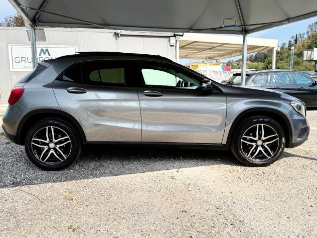 Mercedes GLA 200d 4Matic Enduro *TETTO*CRONOLOGIA TAGLIANDI - Foto 5