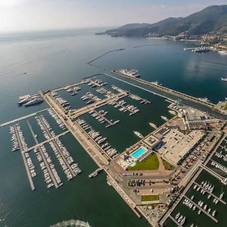 Posto barca 12,5m porto mirabello la spezia liguria 5 terre - Foto 2