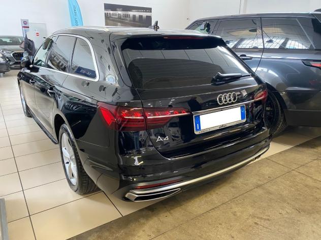 Audi A4 Avant 40 g-tron S tronic Business - Foto 4