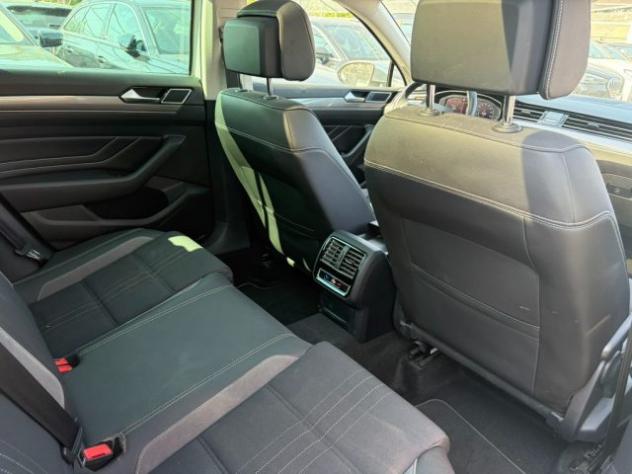 VOLKSWAGEN Passat Alltrack 2.0 TDI 200 CV 4MOTION DSG rif. 23880508 - Foto 8