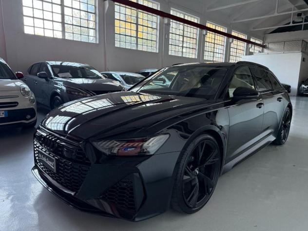 AUDI - RS6