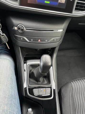 Peugeot 308 BlueHDi 120 S&S SW Business - Foto 9