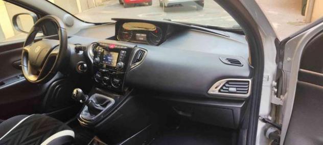 LANCIA Ypsilon 1.2 69 CV 5 porte Gold rif. 23944192 - Foto 7
