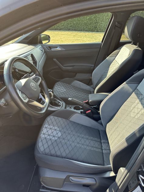 Polo VI 2022 1.0 tsi R-Line 110cv dsg - Foto 4