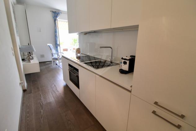 APPARTAMENTO di 5 vani e di 55 mq (PIETRASANTA) rif. 023 - Foto 6